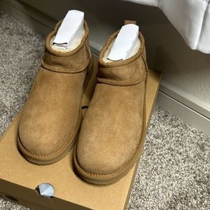 CLASSIC ULTRA MINI SIZE 5 & 11 CHE BRAND NEW